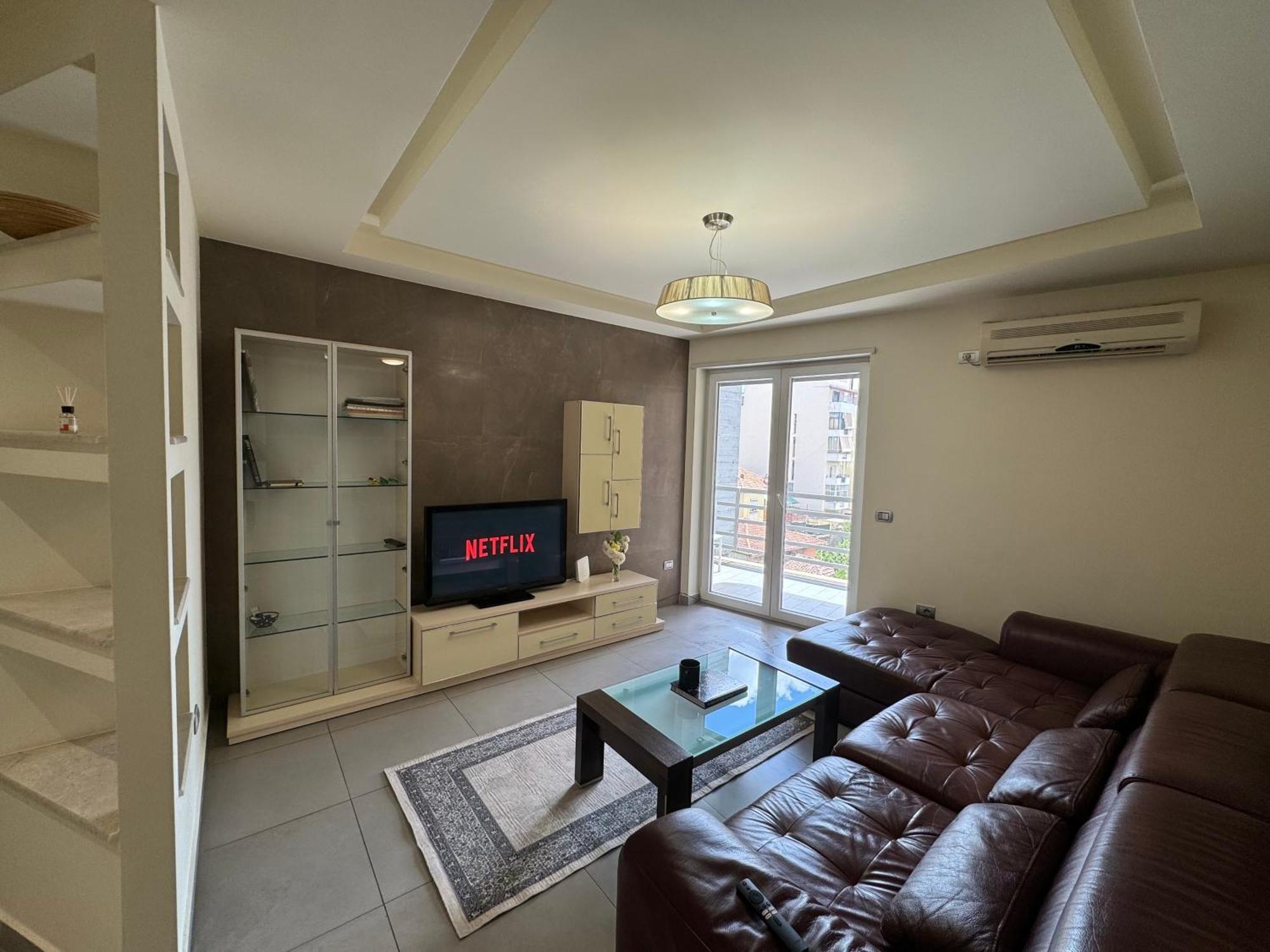 Diem Apartment Near Pazari I Ri Tirana Exterior photo